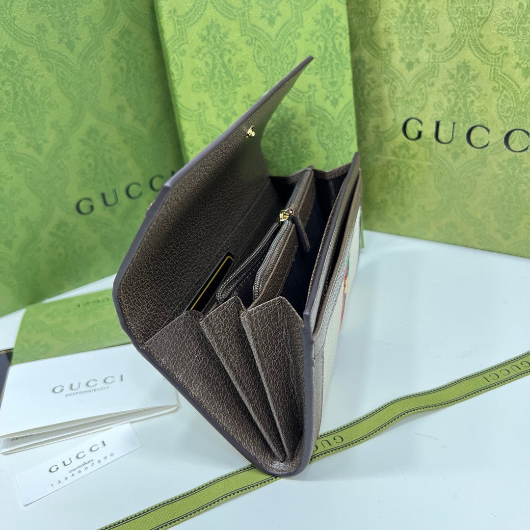 【グッチ】 超薄×高級レザー！大人の魅力溢れる洗練デザイン