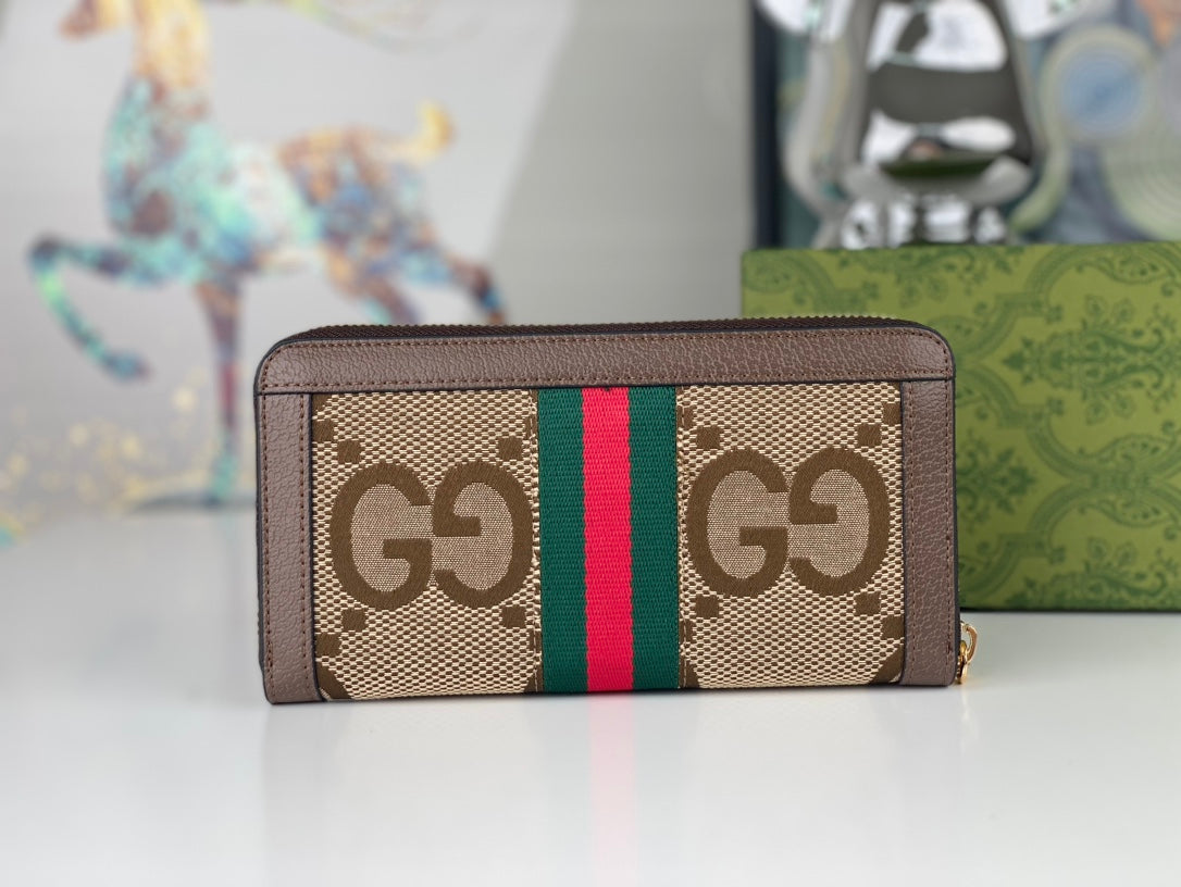 【グッチ】大人気のロングファスナー財布、実用性も抜群！
