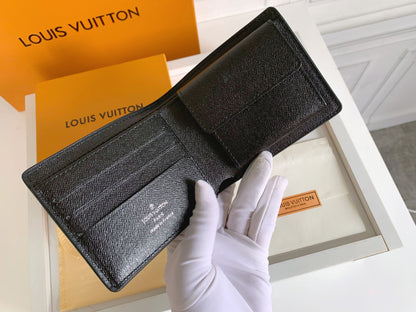 【ルイ・ヴィトン】大人気☆ショートウォレット｜コンパクトで収納便利！