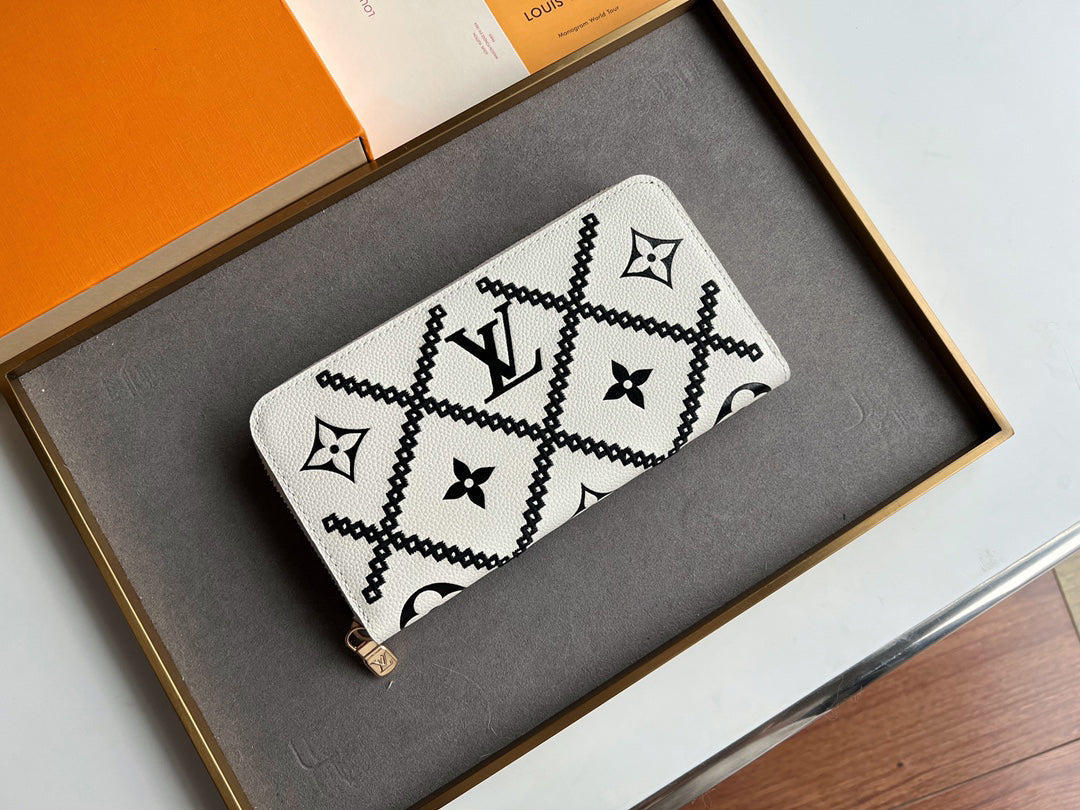 【ルイヴィトン】開閉式で機能性に優れた ジッピー・ウォレット